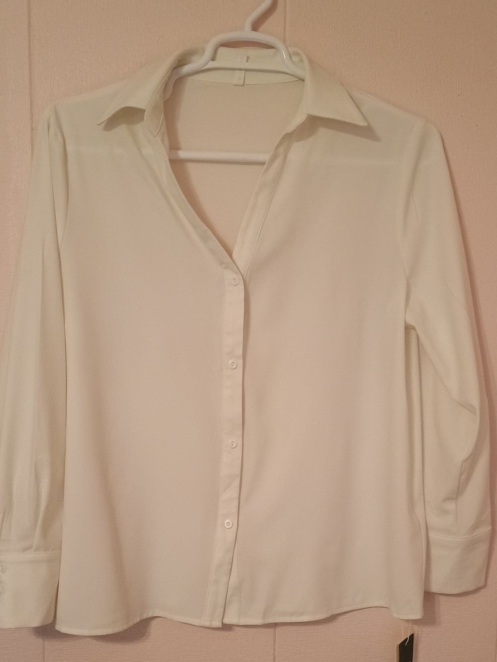 Halara NWT Cream Long Sleeve Button Down Blouse Size Large